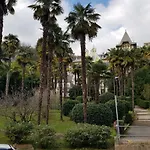Sunny Apartment 150 M From The Sea