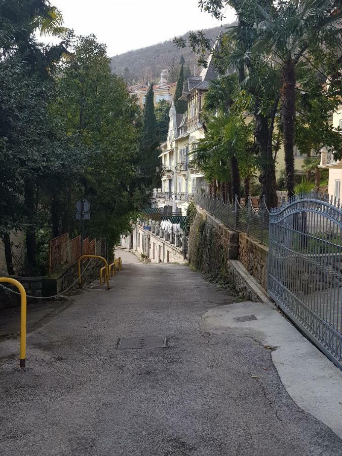 Appartamento Sunny 150 M From The Sea