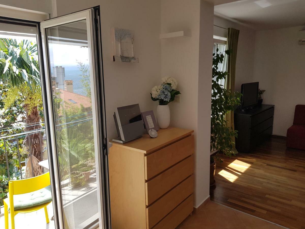 Apartment Sunny 150 M From The Sea *