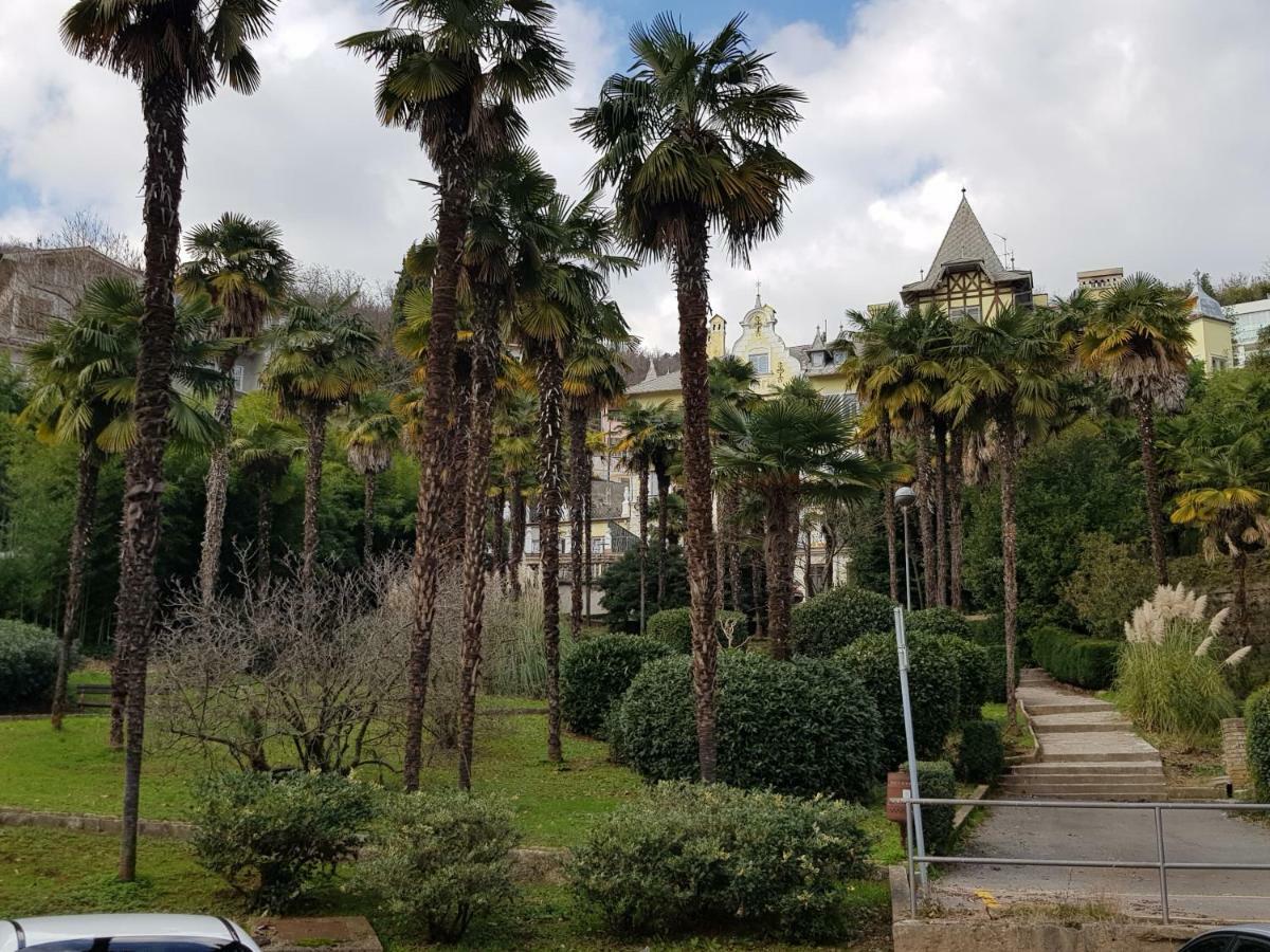 Sunny 150 M From The Sea *