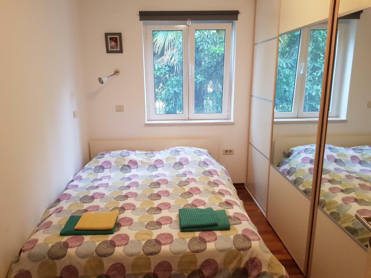 Apartment Sunny 150 M From The Sea *